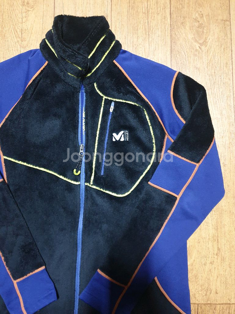 밀레 아웃도어 기모 집업 100 사이즈입니다--2