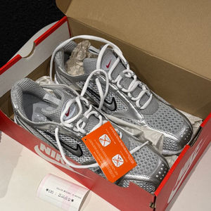 나이키 에어 줌 스피리돈 케이지 2 메탈릭실버 290 사이즈