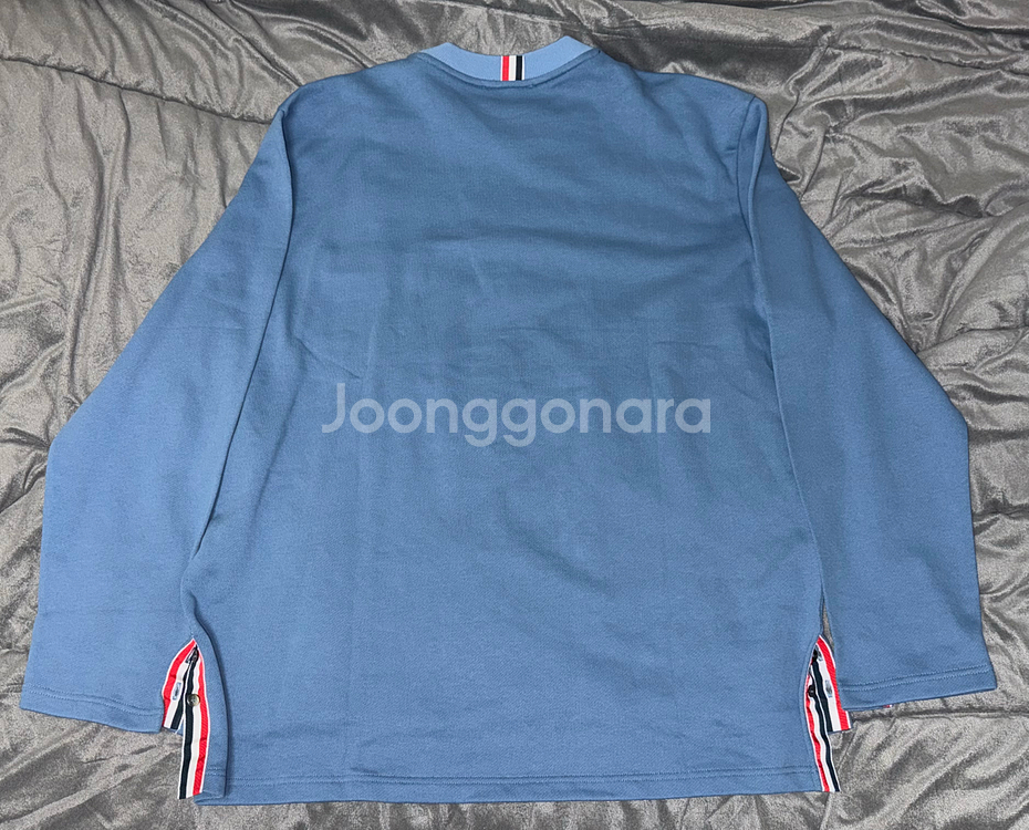 톰브라운 맨투맨--3