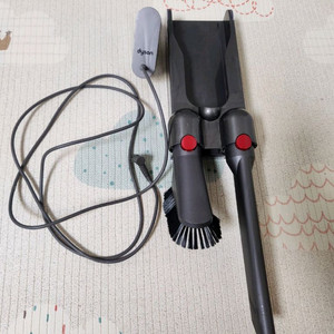 다이슨 v10 용 벽걸이거치대 와 충전기