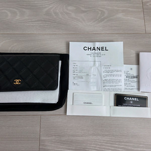 샤넬 클래식WOC 블랙 캐비어 금장