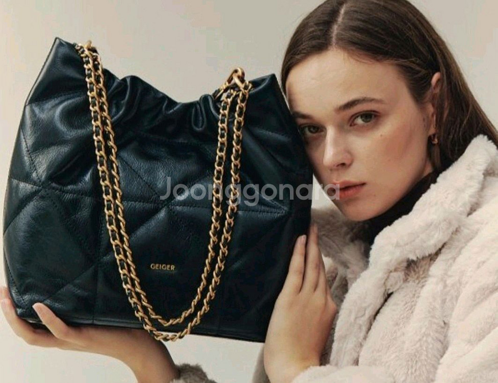 가이거 퀼팅레더 숄더백(상태최상)--0