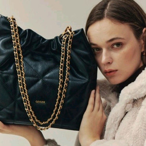 가이거 퀼팅레더 숄더백(상태최상)