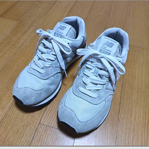 뉴발란스 574 운동화 230사이즈