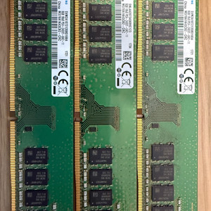 삼성 DDR4 8GB PC4-2400 3장