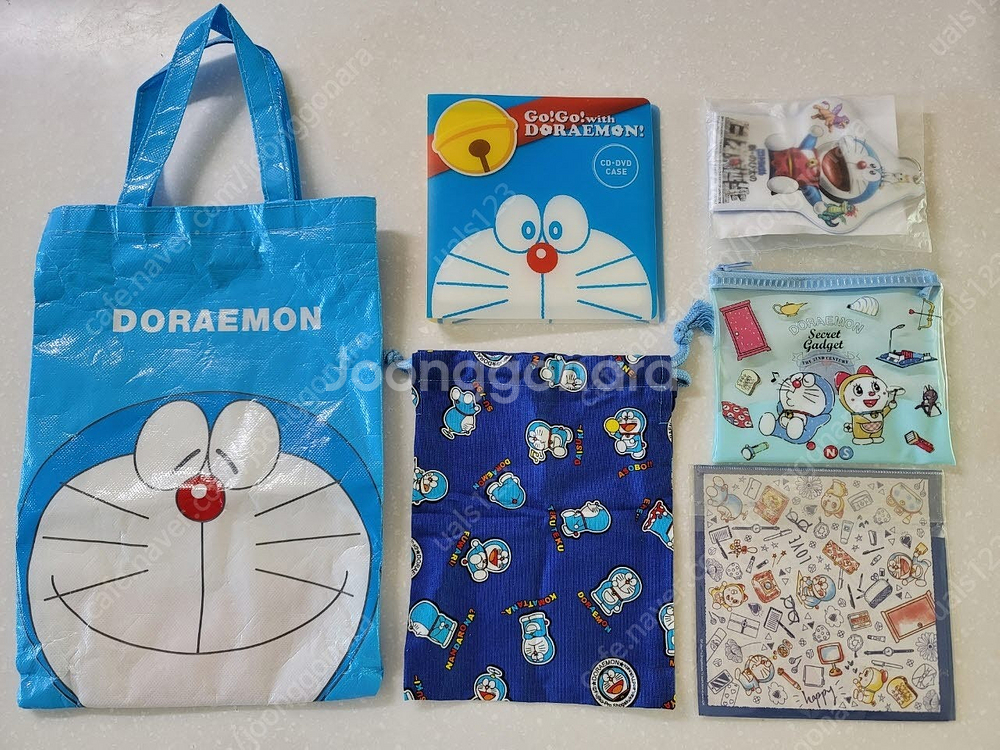 애니40 도라에몽6 피규어 인형 가방 판매합니다--9