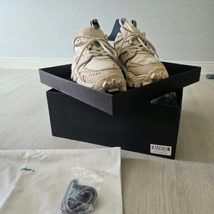 준지 러버솔 스니커즈