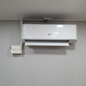 벽걸이냉난방기9평에서13평짜리4대구합니다