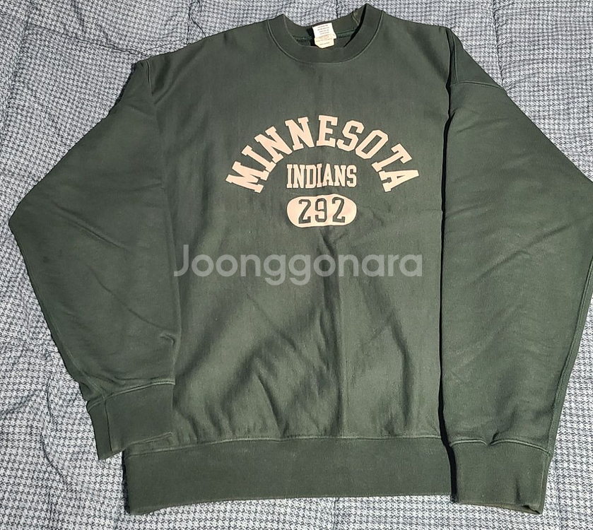 아웃스탠딩 스웨트 맨투맨 급처--2