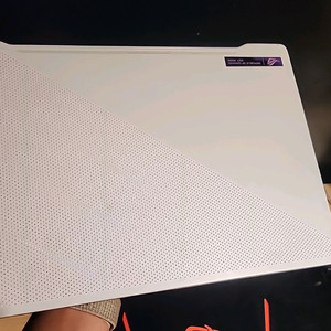 rtx3060 144hz 깔끔하고 예쁜 화이트 게이밍 노트북