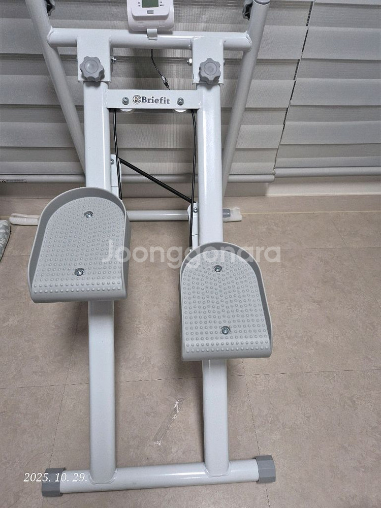 브리핏 천국의계단 운동기구 계단오르기운동 기구 홈트 층간소음--0