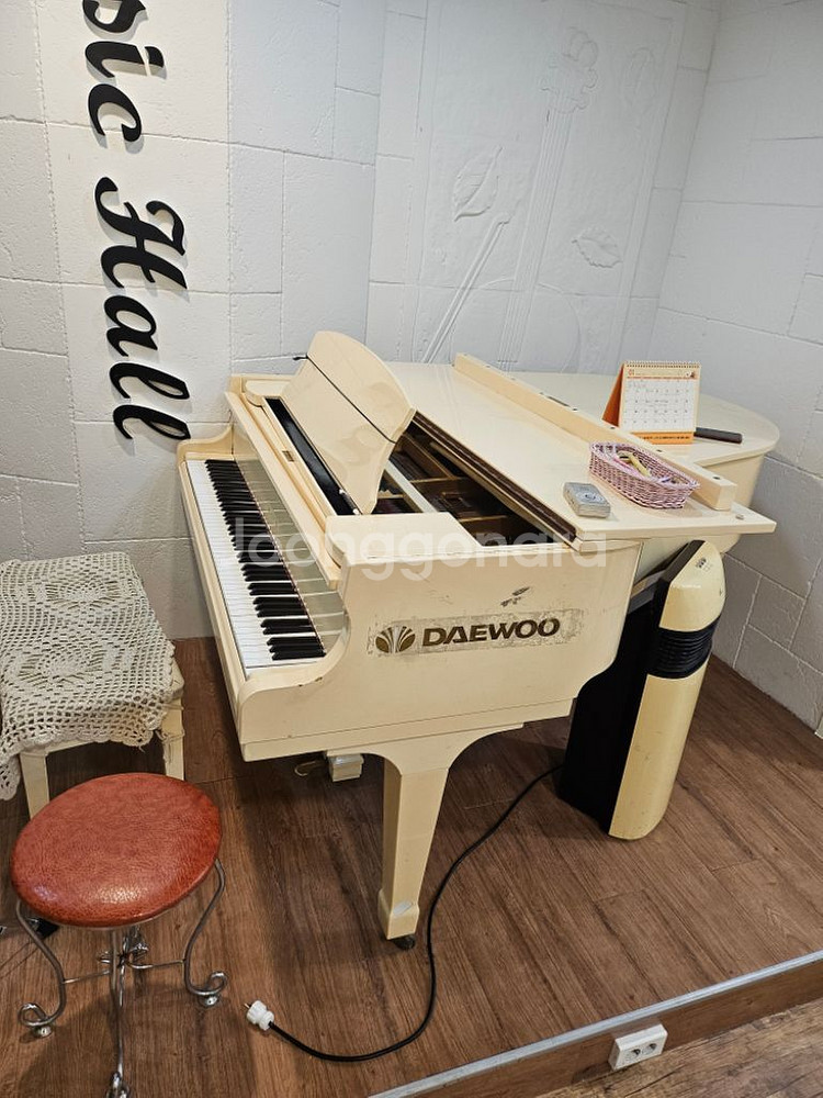 대우 그랜드피아노--0
