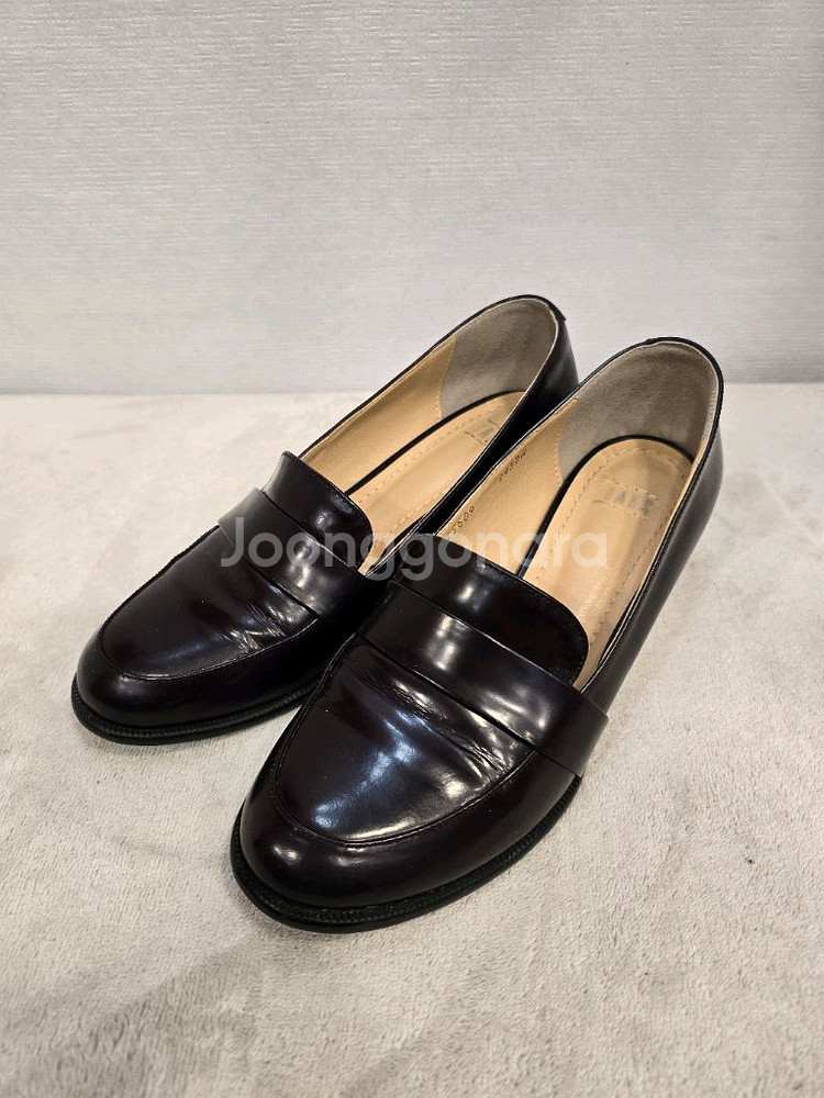 닥스 여성 로퍼 구두 펌프스 245--0