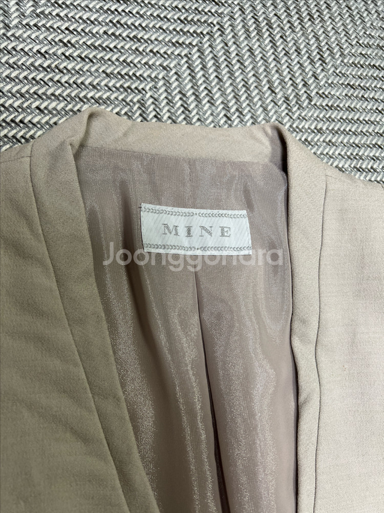 언니들만!!!한섬 마인 아이보리 블레이저 자켓--2