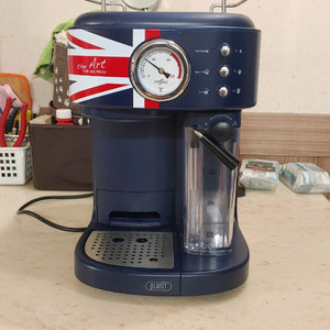 플랜잇 프리미엄 3in1라떼 커피머신 PCM-GF21B