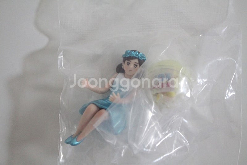 10주년 한정판 컵위의 피규어 후치코 3종 세트--2