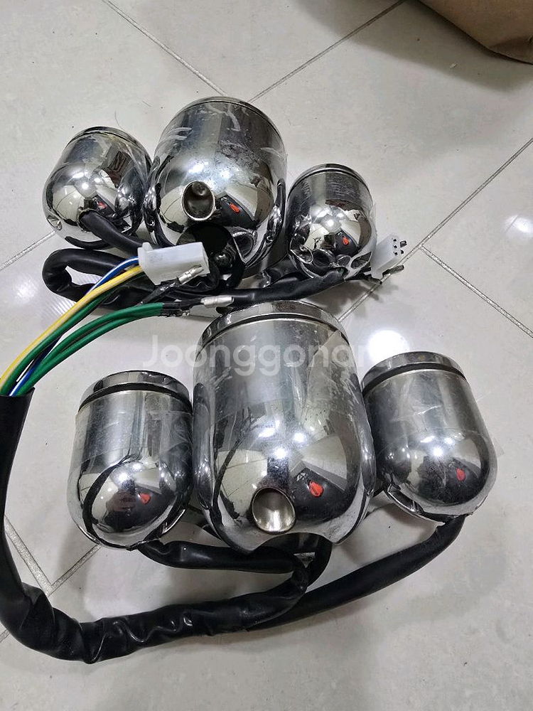 미사용 새상품 빈티지 오토바이 계기판 팔아요--1