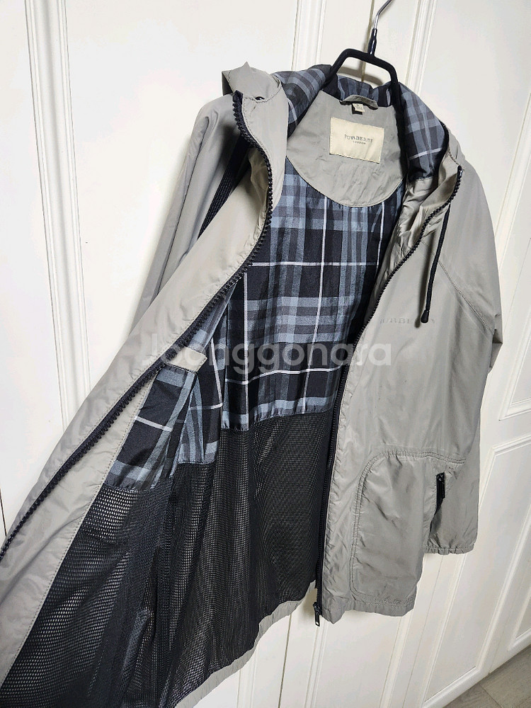 (100)버버리 남성 바람막이 자켓--3