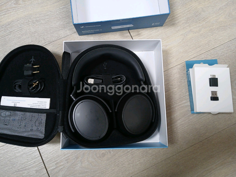젠하이저 모멘텀4 무선 헤드폰 풀박스 + BTD 600--1