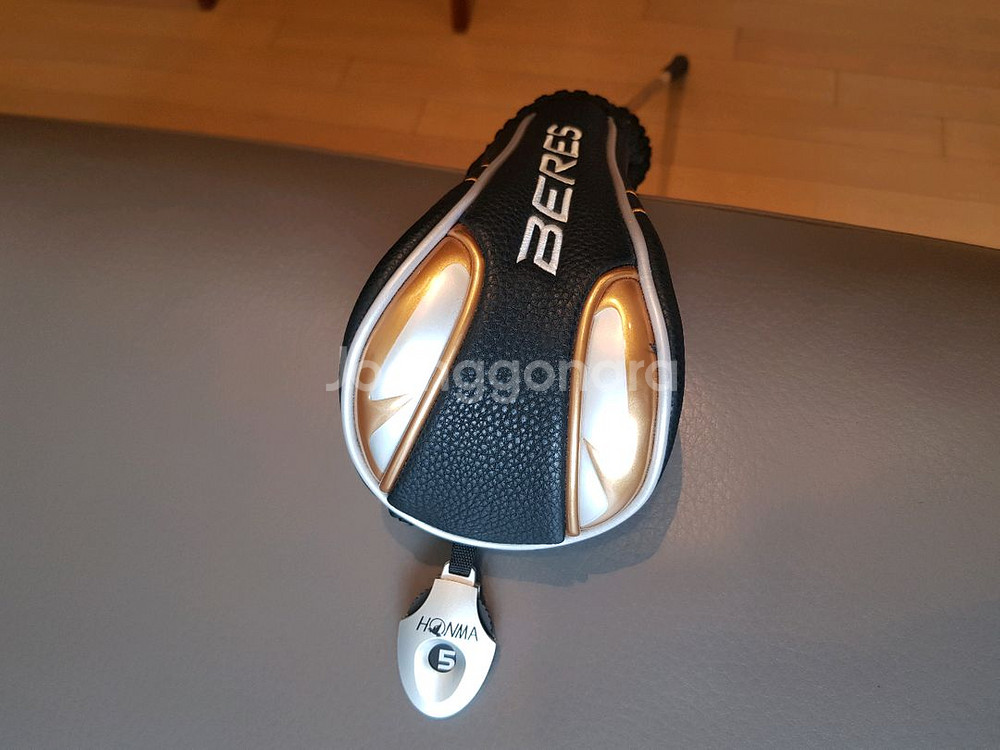 AA급 정품 혼마 4스타 5번 우드 R 판매해요--9