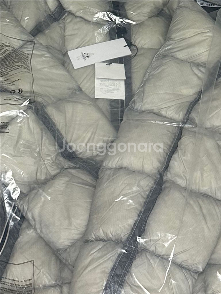 CP컴퍼니 디디쉘 코리아 익클 L, XL사이즈 새상품 dd쉘--0