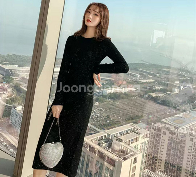 기모 안감 뒤트임 원피스 블랙(택달린 새상품)--3