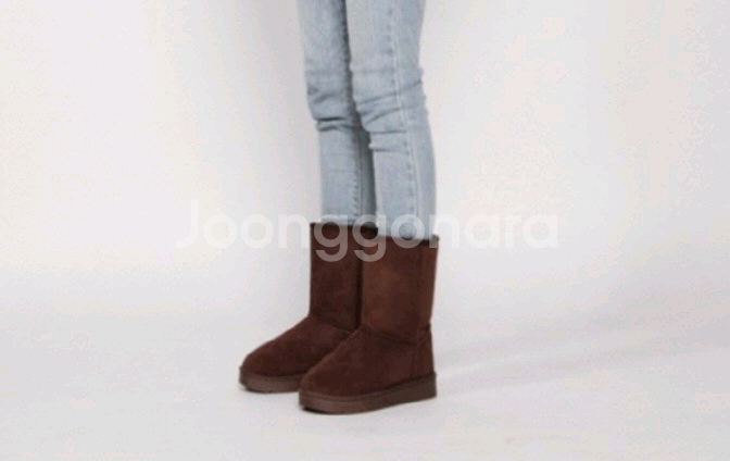 새상품 페이퍼플레인 미들부츠 털부츠 초코 235--0