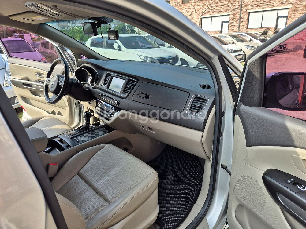 올뉴카니발11인승 럭셔리--7