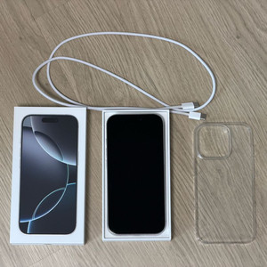 아이폰16프로 실버 512(풀박,배터리100,후면교체)