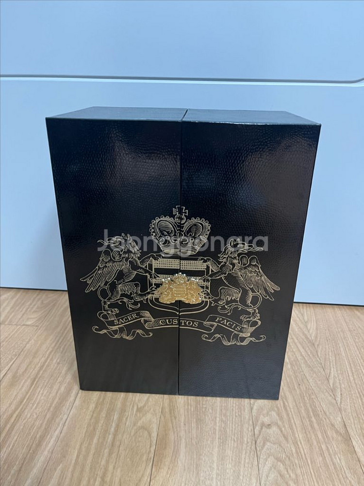 폴리냑 엑스트라 공병,케이스 판매합니다--1