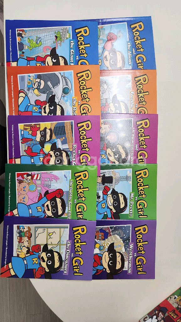 리틀팍스 로켓걸10권 서유기18권 책--0