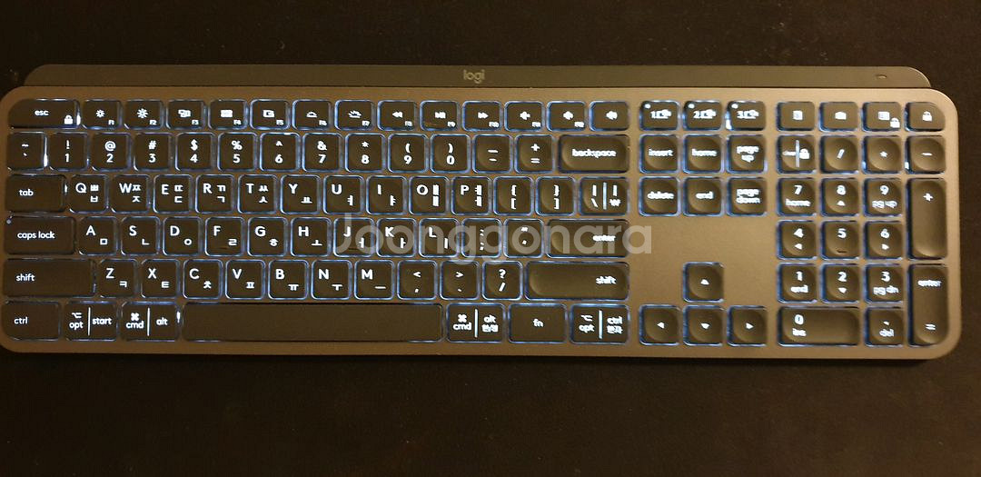 로지텍 MX KEYS 키보드--1