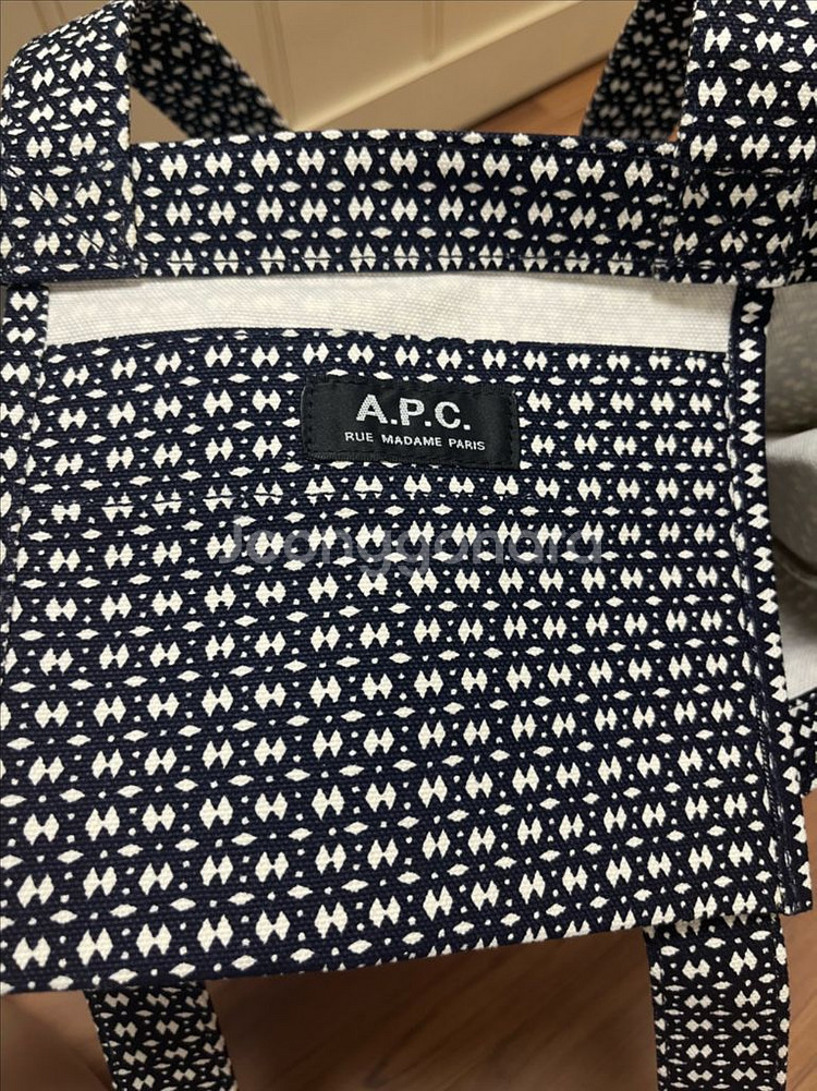 A.P.C. 아페쎄 Lou 패턴 에코 숗더백--5