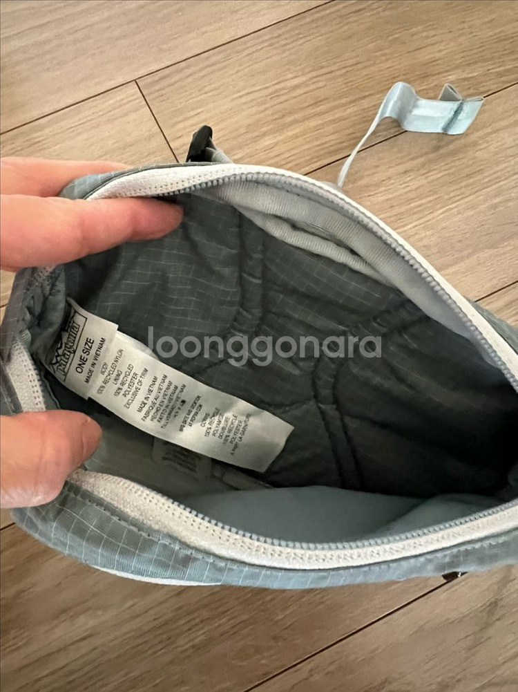 파타고니아 슬링백 힙쌕 미니백--7