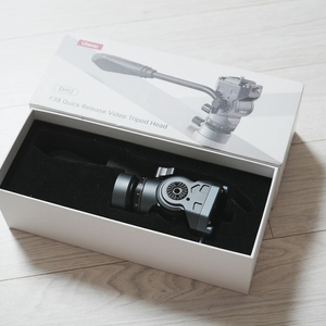 울란지 EH12 F38 퀵릴리즈 비디오 헤드 팝니다.