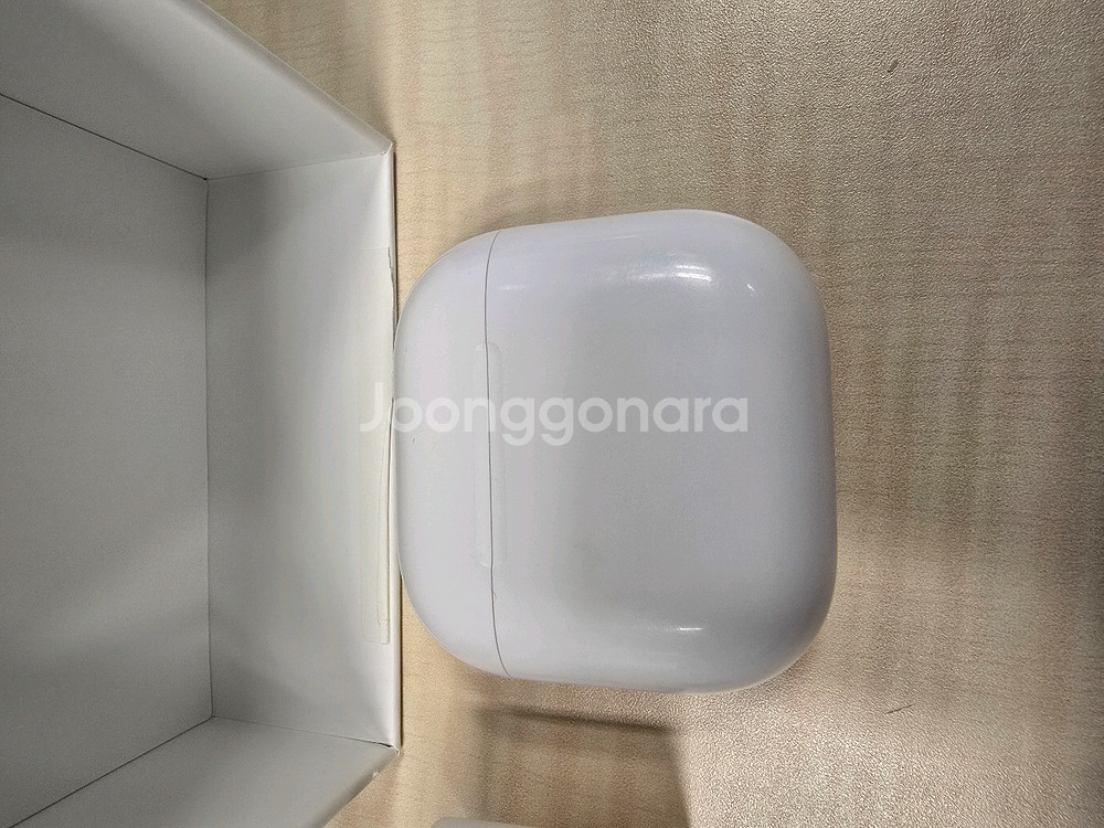 애플 에어팟4세대 일반모델 판매합니다(풀구성)--2