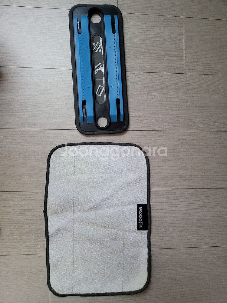 브라바 물걸레 로봇청소기(380T, 390T) 부속품 판매 (건식 걸레판, 고속 충전기와 독(거치대)--3