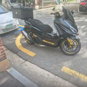 23년식 포르자350 팝니다