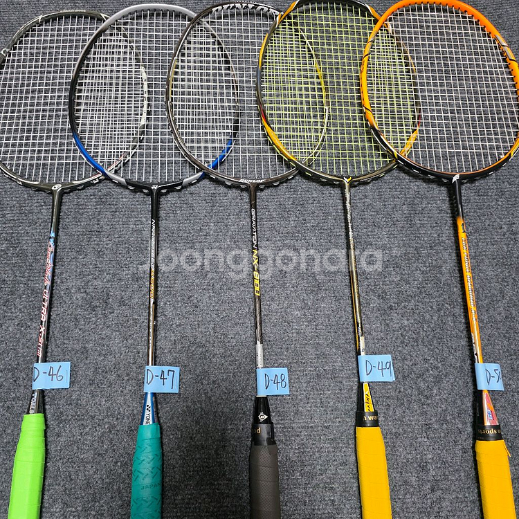 카본 경기용 선수용 배드민턴 라켓 판매합니다--1