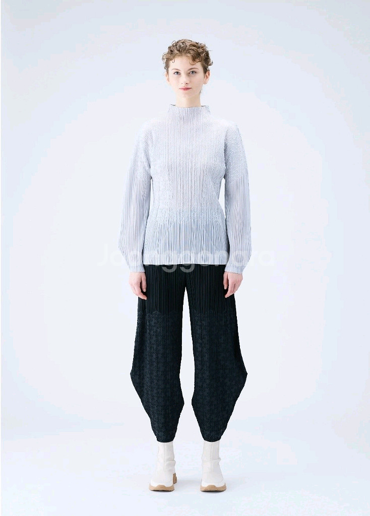 이세이미야케 플리츠플리즈 탑 12월 스노우드롭 탑 라이트그레이 3사이즈--6