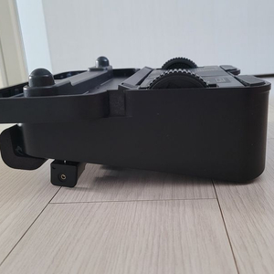 24시간 연속 청소 가능한 브라바 물걸레청소기 판매합니다 (380T)