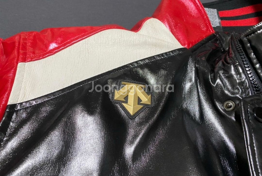 LG 트윈스 데상트 유광점퍼 100--4