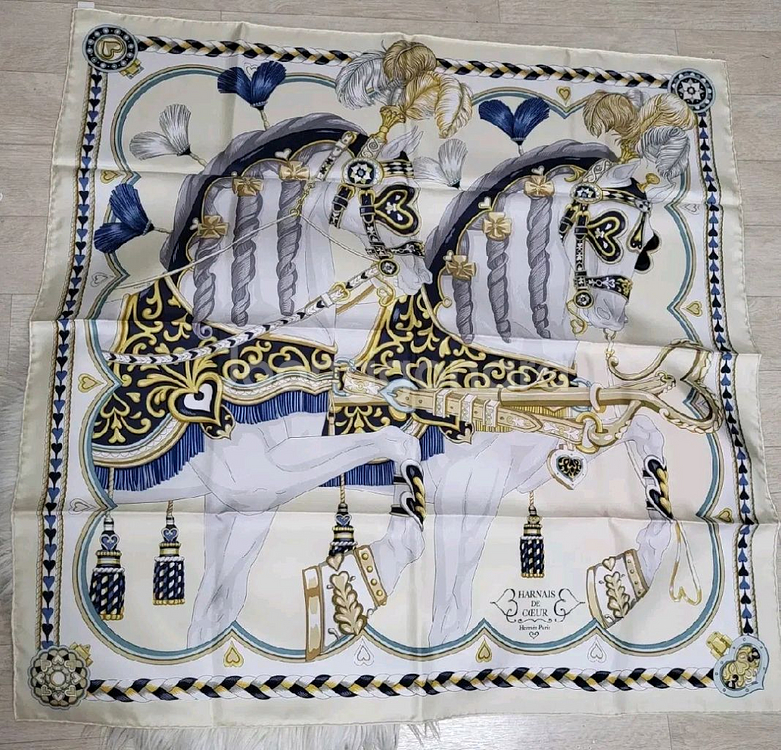 에르메스 까레 스카프 하네스 90 까레 크림/마린/골드--2