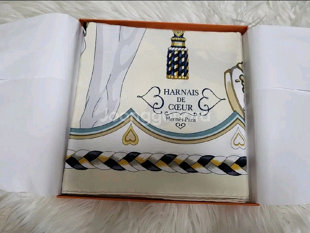 에르메스 까레 스카프 하네스 90 까레 크림/마린/골드--5