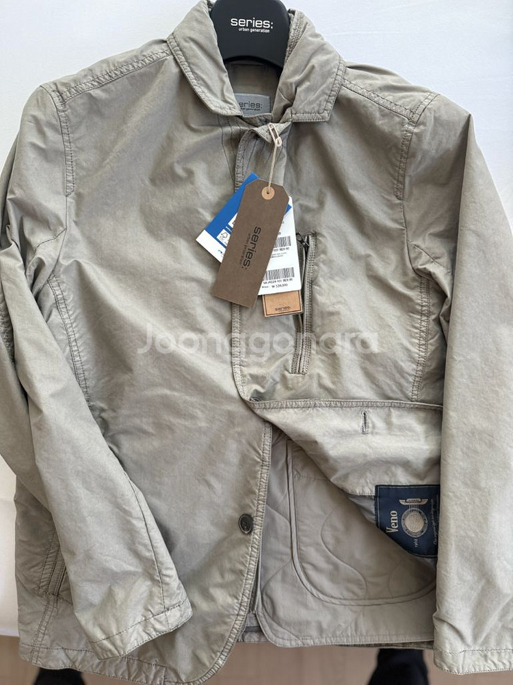 시리즈1969 브랜드의 베이지 컬러 아노락 자켓--4