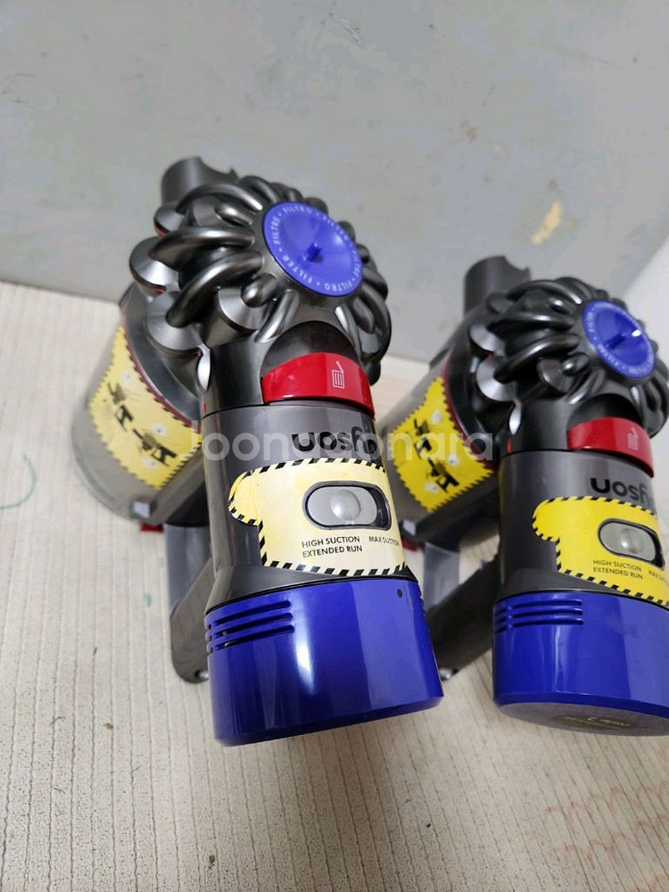 부품용 다이슨 v8 파손 손잡이 뭉치 2개--7