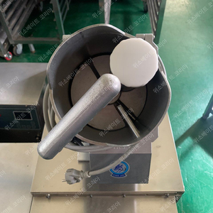 화진정공 다용도 혼합형 야채절단기 HMV-200SP 제과제빵기계 중고제과제빵기계 제과제빵