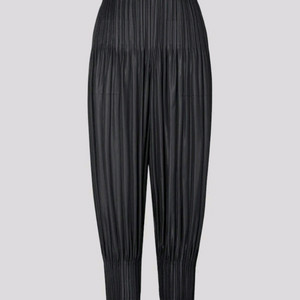 이세이미야케 플리츠플리즈 바지 플러피 베이직 팬츠 블랙 3사이즈