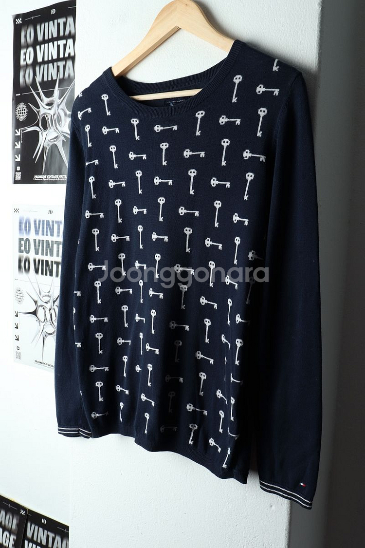 W(M) 타미힐피거 니트 네이비 패턴 유니크--0