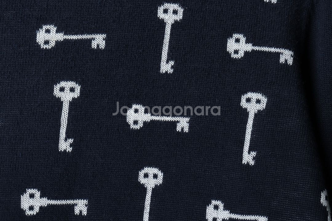 W(M) 타미힐피거 니트 네이비 패턴 유니크--5